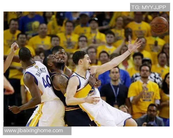 2018年NBA总决赛勇士与骑士第三场精彩录像回放分析与点评