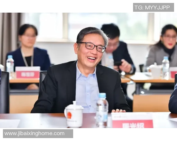 上海网球队的管理策略与发展动态深度解析 上海网球队的管理策略与发展动态深度解析